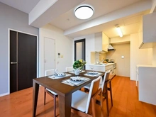 【京都府/京都市下京区四条通堀川東入】クオン四条柏屋町 ダイニングキッチン