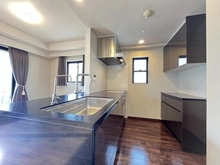 【兵庫県/神戸市灘区八幡町】ワコーレザ・六甲プレミアム キッチン