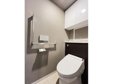 【兵庫県/神戸市灘区八幡町】ワコーレザ・六甲プレミアム トイレ