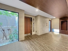 【兵庫県/神戸市灘区八幡町】ワコーレザ・六甲プレミアム エントランス