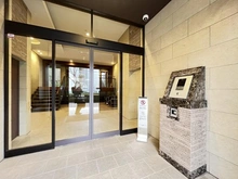 【兵庫県/神戸市灘区八幡町】ワコーレザ・六甲プレミアム エントランス