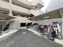 【兵庫県/神戸市灘区八幡町】ワコーレザ・六甲プレミアム 駐輪場