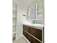 【兵庫県/神戸市長田区二葉町】アスタ新長田タワーズコート6番館 タワー棟 洗面室