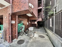 【兵庫県/神戸市中央区古湊通】ライオンズマンション神戸 駐輪場