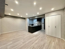 【兵庫県/神戸市須磨区離宮前町】コープ野村須磨離宮前 B棟 LDK：【約17.7帖】