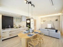 【兵庫県/神戸市中央区栄町通】ライオンズタワー神戸元町 LDK：家具・調度品は販売価格に含みません