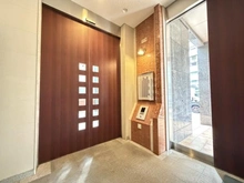 【兵庫県/神戸市中央区栄町通】ライオンズマンションみなと元町 エントランス