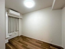 【兵庫県/西宮市甲子園三番町】グランド・サンリヤン甲子園三番町 洋室