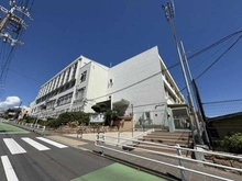 【兵庫県/神戸市垂水区東舞子町】ワコーレ舞子オーナーズヴィラ 神戸市立霞ヶ丘小学校（現地より約700m）