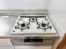 【兵庫県/神戸市中央区古湊通】ライオンズマンション神戸 キッチン:三口コンロ