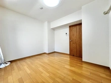 【兵庫県/神戸市中央区古湊通】ライオンズマンション神戸 洋室