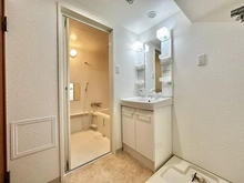 【兵庫県/神戸市中央区古湊通】ライオンズマンション神戸 洗面室