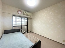 【兵庫県/神戸市垂水区塩屋町】アンビエントジェームス山一番館 洋室：大規模修繕中