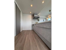 【兵庫県/神戸市中央区旭通】シティタワー神戸三宮 キッチン