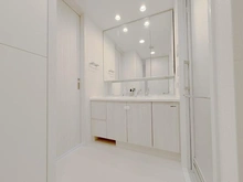 【兵庫県/西宮市神祇官町】ジオ西宮北口ガーデンズ NE棟 洗面室