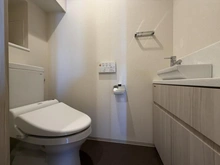 【兵庫県/西宮市神祇官町】ジオ西宮北口ガーデンズ NE棟 トイレ