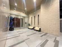 【兵庫県/神戸市西区井吹台西町】プラウドシティ神戸西神南 エントランス：グランエントランス・エントランスホール