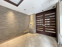 【兵庫県/神戸市灘区森後町】プレミスト六甲道 エントランス