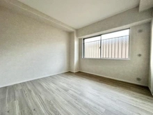 【兵庫県/神戸市須磨区離宮前町】コープ野村須磨離宮前 B棟 洋室