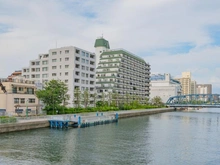 【東京都/江東区高橋】パークハウス深川高橋 外観：左から2番目の白い建物