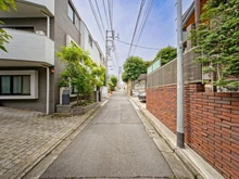 【東京都/新宿区市谷砂土原町】ロイヤルステージ市ヶ谷 前面道路