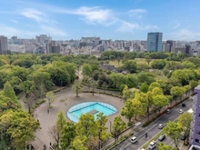 【東京都/江東区木場】アデニウムコート木場公園 眺望：バルコニーから
木場公園を望みます(天候による)