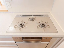 【東京都/江東区新大橋】東京アインスリバーサイドタワー キッチン：三口コンロ