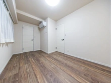 【東京都/新宿区百人町】アゼリアコート サービスルーム（納戸）