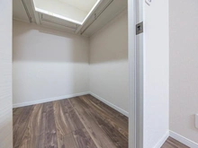 【東京都/新宿区百人町】アゼリアコート サービスルーム（納戸）