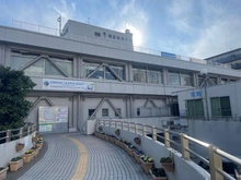 【神奈川県/横浜市旭区鶴ケ峰】グリーンビレッジ鶴ヶ峰 横浜市旭区役所（現地より約460m）