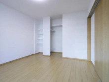 【神奈川県/横浜市鶴見区市場上町】コープ野村バードウッド鶴見 3番館 洋室：約8.2帖