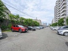 【神奈川県/横浜市鶴見区市場上町】コープ野村バードウッド鶴見 3番館 駐車場