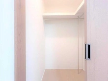 【神奈川県/藤沢市鵠沼海岸】クリオ鵠沼海岸グランロワ ウォークインクローゼット