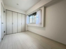 【神奈川県/川崎市宮前区有馬】鷺沼さくら公園スカイマンション 洋室