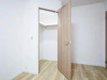 【神奈川県/川崎市宮前区犬蔵】アルスたまプラーザD.ヒルズ ウォークインクローゼット