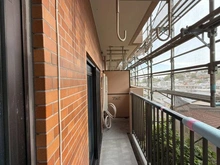 【神奈川県/横浜市南区山谷】 ハイマート横浜 バルコニー：大規模修繕中
