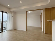 【東京都/町田市小山町】東急ドエル・アルス多摩境 リビング・ダイニング：奥：洋室