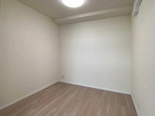 【神奈川県/川崎市宮前区犬蔵】ライオンズたまプラーザ美しの森 洋室：約4.0帖