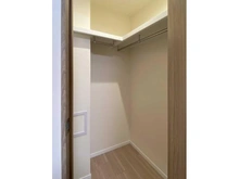 【神奈川県/川崎市宮前区犬蔵】ライオンズたまプラーザ美しの森 収納：ウォークインクローゼット