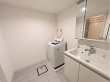 【千葉県/市川市福栄】新日本サンライズ行徳 洗面所：家具調度品は価格に含まれません