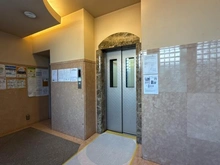 【東京都/世田谷区三軒茶屋】プラティーク三軒茶屋 共用部