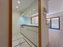 【神奈川県/横浜市泉区上飯田町】いずみ中央ガーデンハウス キッチン