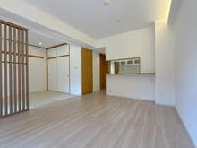 【神奈川県/横浜市泉区上飯田町】いずみ中央ガーデンハウス リビング・ダイニング