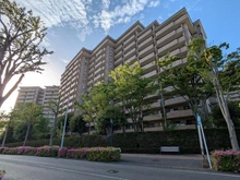 【神奈川県/横浜市泉区緑園】サン・ステージ緑園都市東の街2番館 外観