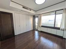 【神奈川県/横浜市泉区緑園】サン・ステージ緑園都市東の街2番館 洋室：約10帖