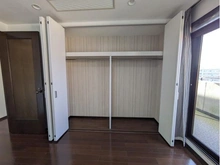 【神奈川県/横浜市泉区緑園】サン・ステージ緑園都市東の街2番館 収納：約10帖