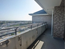 【神奈川県/横浜市泉区緑園】サン・ステージ緑園都市東の街2番館 バルコニー