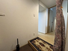 【神奈川県/横浜市瀬谷区瀬谷】瀬谷ハイツ A棟 玄関