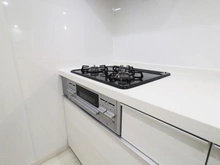 【神奈川県/横浜市港南区日野】クイーンズガーデン サウスコートレジデンス 三口コンロ