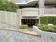 【神奈川県/横浜市港南区日野】クイーンズガーデン サウスコートレジデンス エントランス